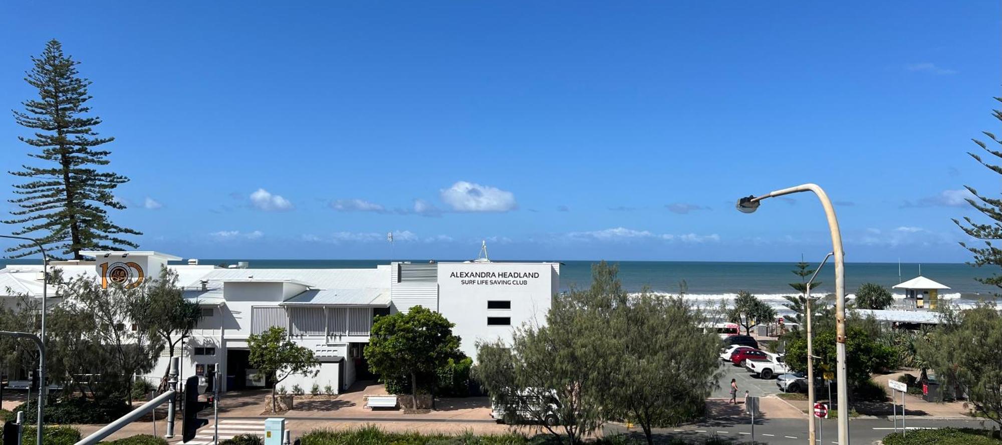 Ocean View - Alexandra Headlands Beachfront Unit Exterior photo